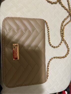 Sergio Tacchini Taupe Quilted Crossbody with Gold Chain